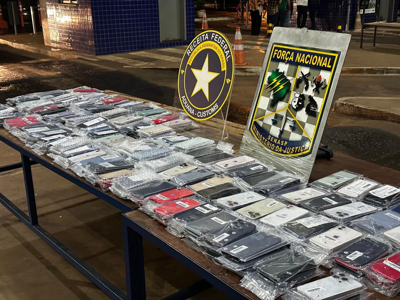 Mais de R$ 1 milhão em iPhones são apreendidos na Ponte Internacional da Amizade