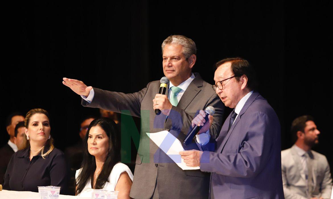 Silvio Barros e Sandra Jacovós tomam posse como prefeito e vice-prefeita de Maringá