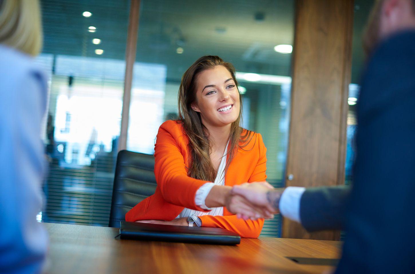 UEM vai contratar 18 servidores temporários