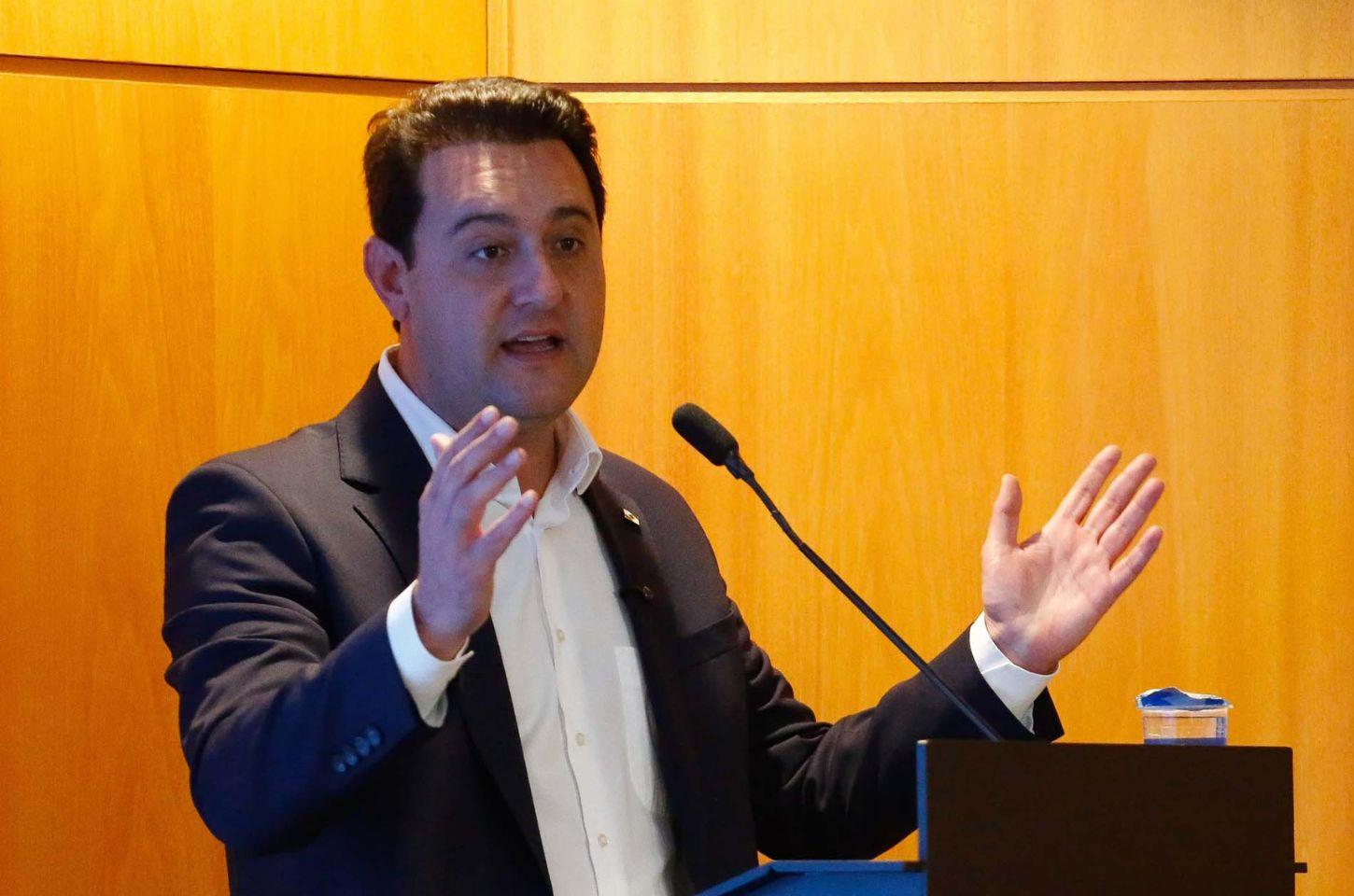 Ratinho Junior Defende Autonomia dos Estados para Aumentar Tempo de Prisão