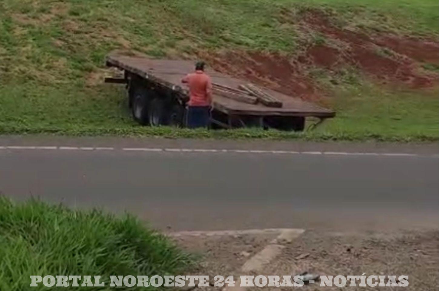 Carreta Desengata em Marialva e Por Pouco Não Causa Tragédia Próximo ao 