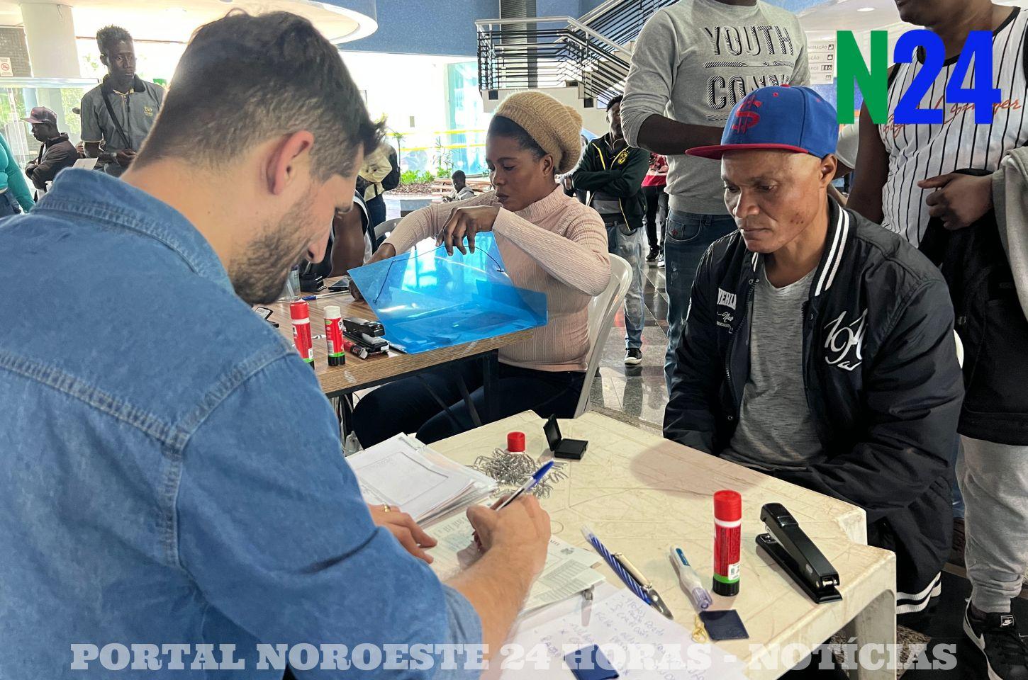 Prefeitura de Maringá e Embaixada do Haiti iniciam agendamento para regularização de documentos de imigrantes haitianos