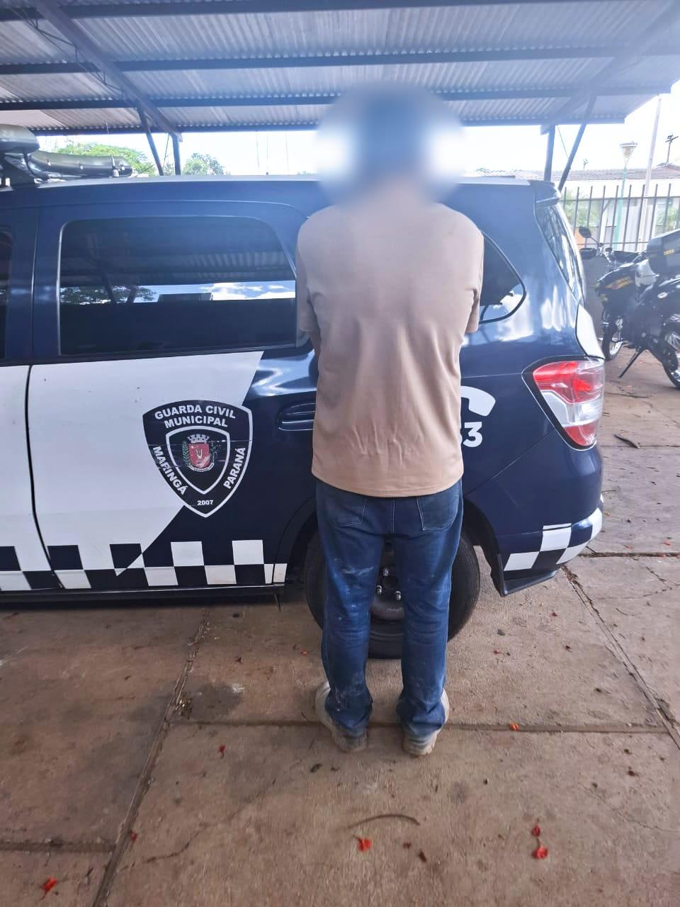 Em Patrulhamento, Homem Aborda Guarda Civil de Maringá e Pede Para Ser Preso