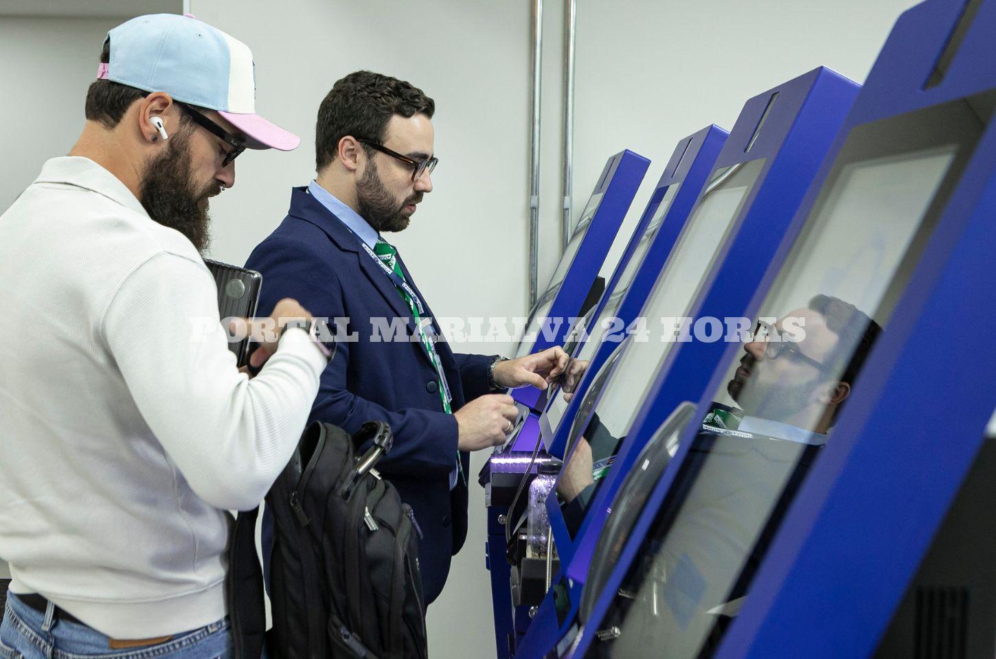 Ratinho Junior inaugura Poupatempo de Maringá; unidades já fizeram 45 mil atendimentos