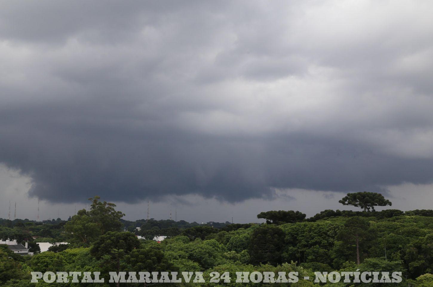 Simepar Alerta para Risco de Chuvas Intensas e Tempestades no Paraná Neste Fim de Semana