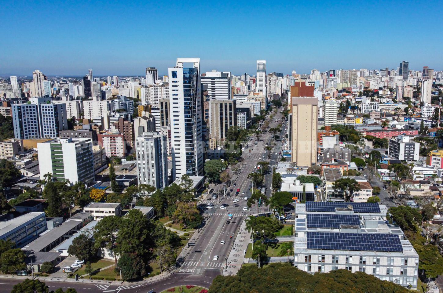 Paraná tem 8 cidades entre as 100 maiores economias do Brasil; 353 municípios tiveram aumento do PIB
