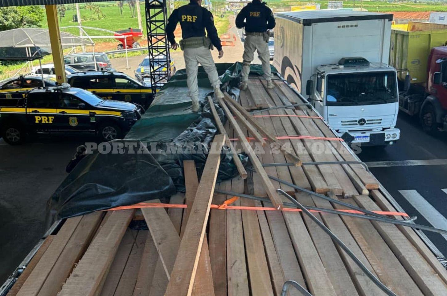 PRF apreende 250 mil maços de cigarros sob carga de madeira em Mandaguari