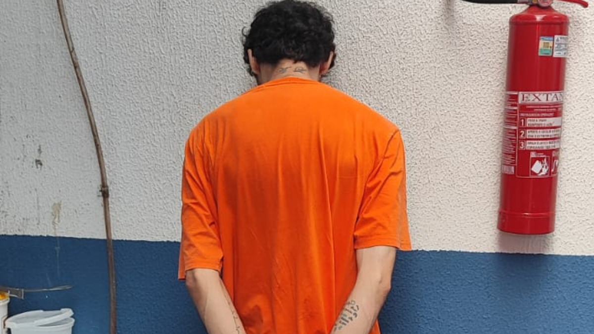 GCM de Marialva prende homem em flagrante por descumprir medida protetiva apenas uma hora após afastamento do lar